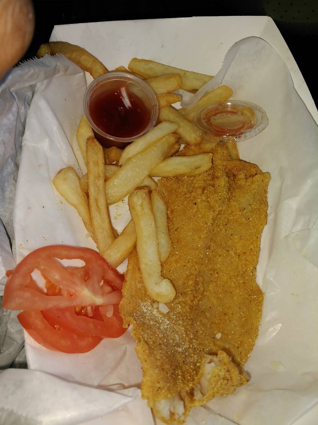 Seashell Restaurant | restaurant | 6940 S Ashland Ave, Chicago, IL 60636, USA | 7734346900 OR +1 773-434-6900