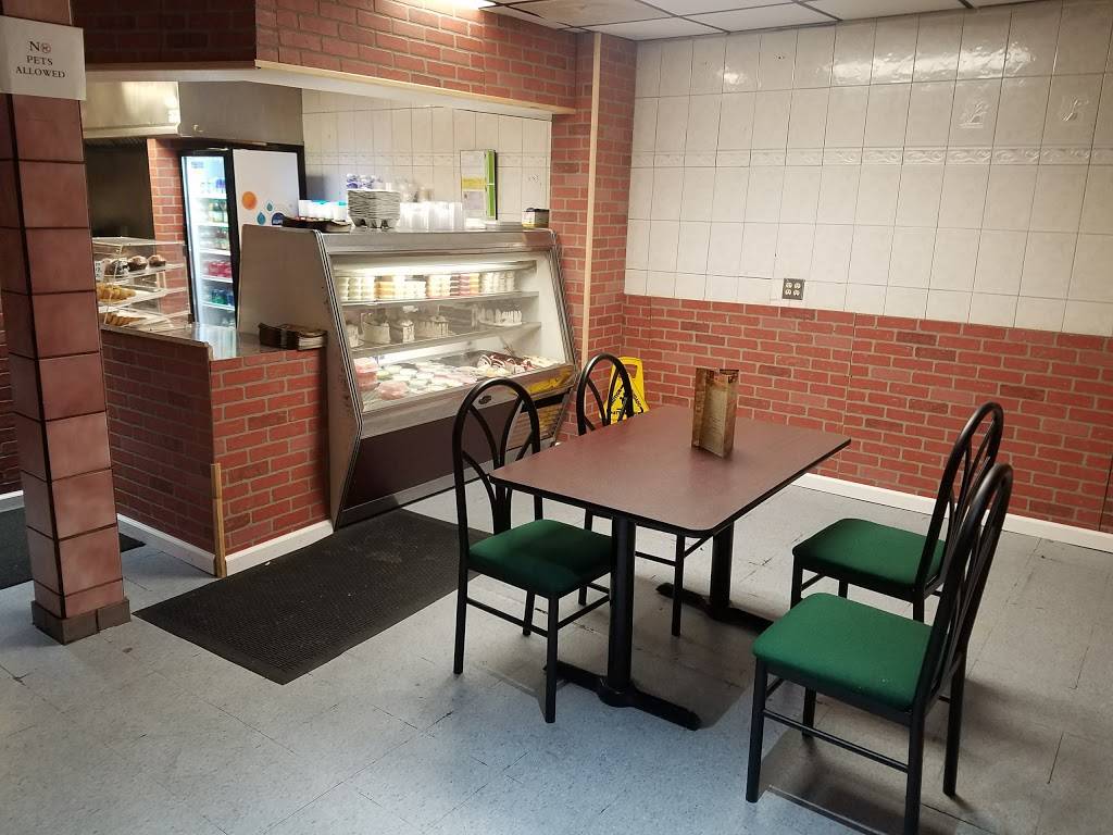 Silver Moon 1 | restaurant | 764 W Baltimore St, Baltimore, MD 21201, USA | 4105475655 OR +1 410-547-5655