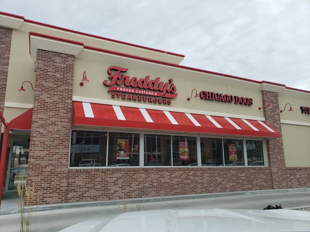 Freddys Frozen Custard & Steakburgers | restaurant | 5717 O St, Lincoln, NE 68510, USA | 4029044144 OR +1 402-904-4144