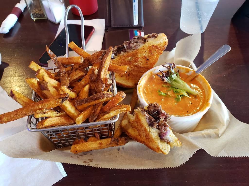 Franklins East Falls | restaurant | 3521 Bowman St, Philadelphia, PA 19129, USA | 2673367420 OR +1 267-336-7420