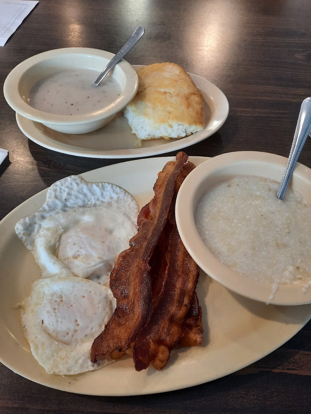 Chris and Yanks Place | cafe | 14 S Commerce St, Liberty, SC 29657, USA | 8648434446 OR +1 864-843-4446