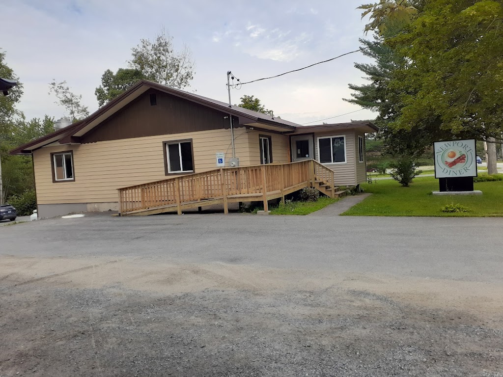 Newport Diner | restaurant | 171 Elm St, Newport, ME 04953, USA | 2073686251 OR +1 207-368-6251