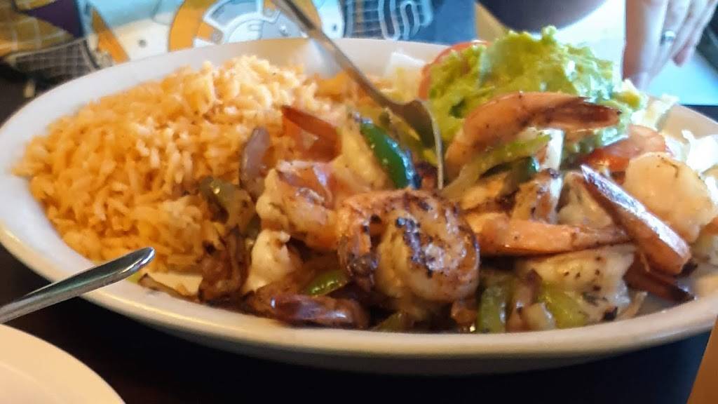 Taqueria Los Tres Potrillos | restaurant | 1945 Horne Rd, Corpus Christi, TX 78416, USA | 3619295185 OR +1 361-929-5185