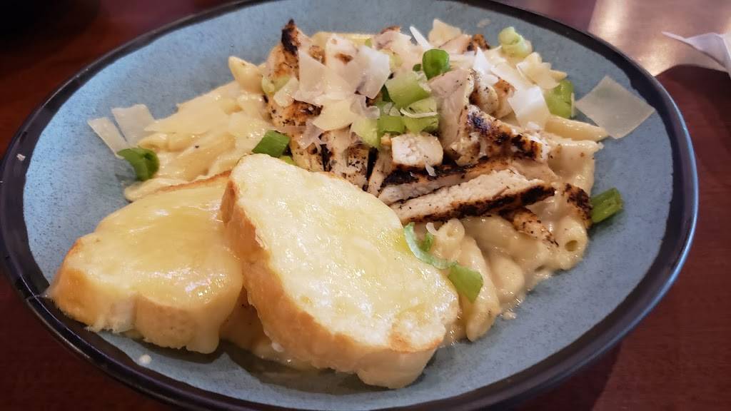 WINGERS Restaurant | restaurant | 1200 Towne Centre Blvd #1096, Provo, UT 84601, USA | 8018122141 OR +1 801-812-2141