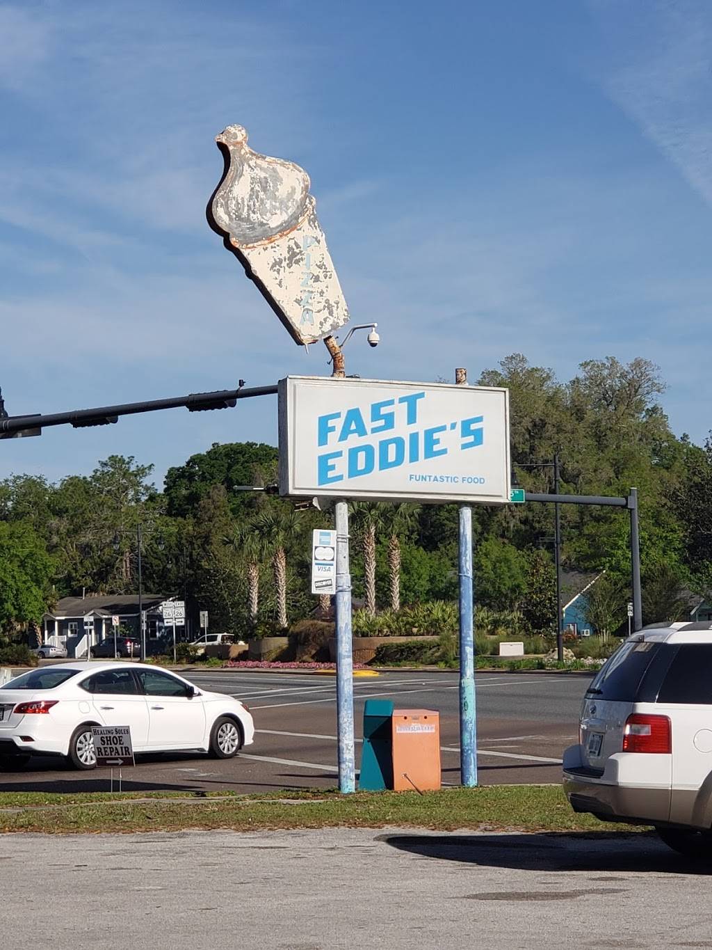 Fast Eddies | restaurant | 1509 SE Hawthorne Rd, Gainesville, FL 32641, USA | 3523711819 OR +1 352-371-1819