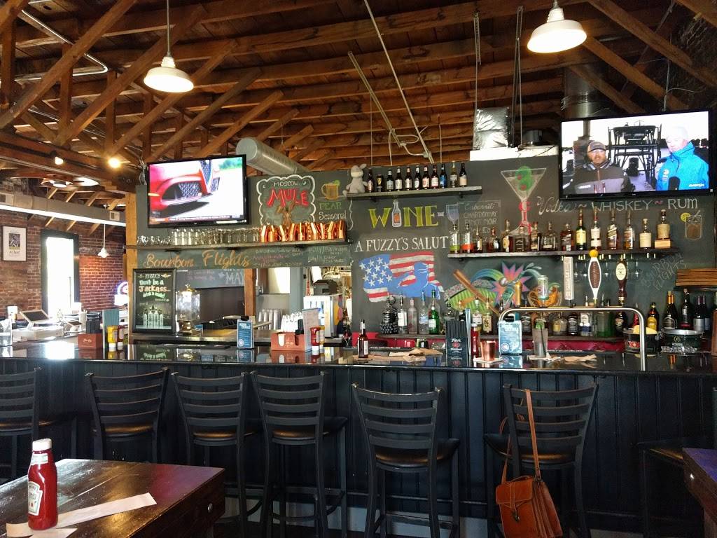 Rush On Main | restaurant | 112 S Main St, Zionsville, IN 46077, USA | 3173442416 OR +1 317-344-2416