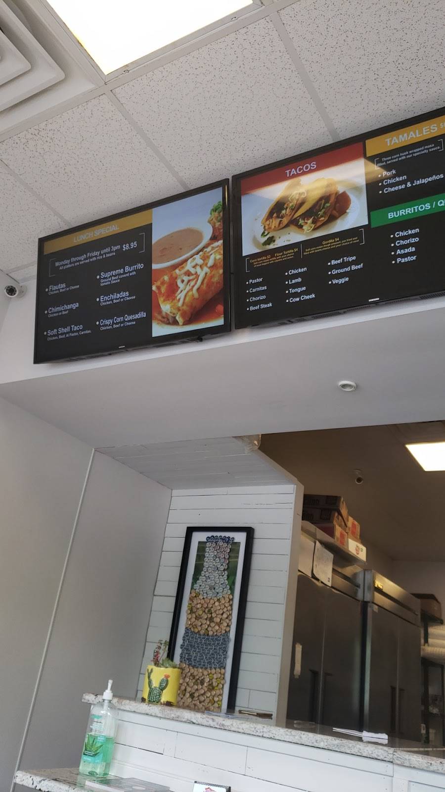 Marias Tacos y Mas | restaurant | 9331 Tamiami Trail N, Naples, FL 34108, USA | 2399198337 OR +1 239-919-8337