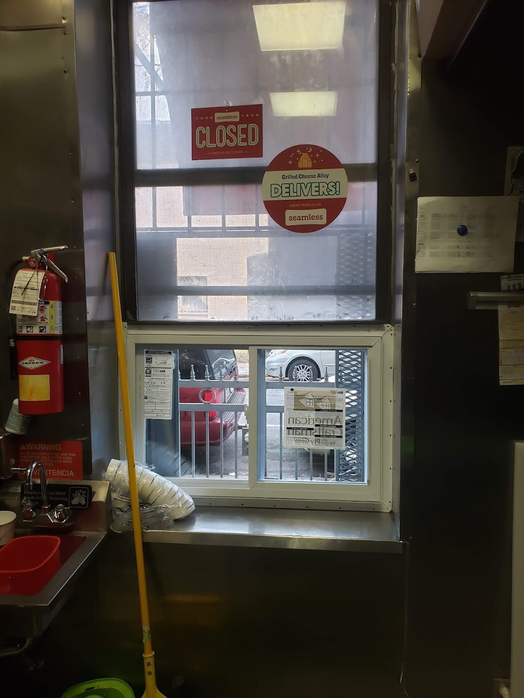 Grilled Cheese Alley | restaurant | 538 Hart St, Brooklyn, NY 11221, USA | 3475334729 OR +1 347-533-4729