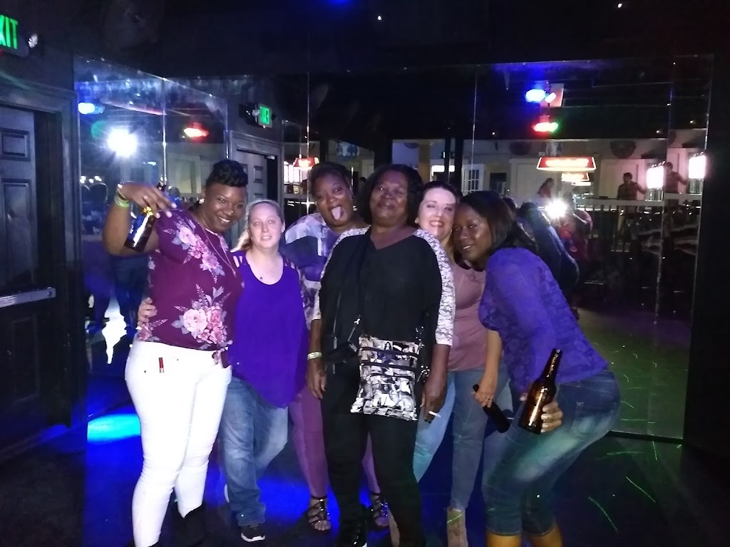 Arlyns | restaurant | 1903 Baytree Pl, Valdosta, GA 31601, USA | 2292428006 OR +1 229-242-8006