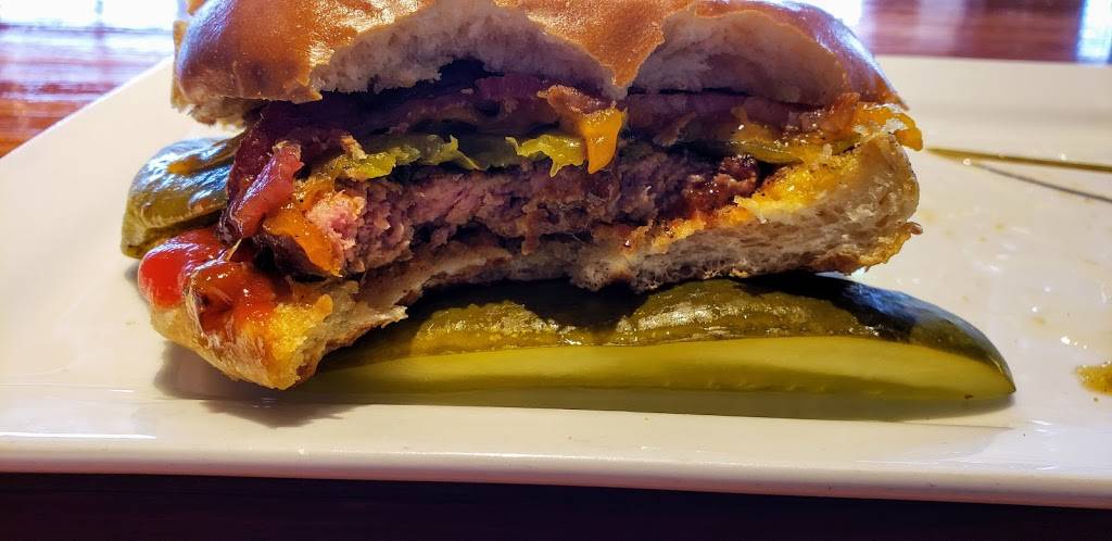 Rehab Burger Therapy | restaurant | 1534 E Bethany Home Rd, Phoenix, AZ 85014, USA | 6023688832 OR +1 602-368-8832