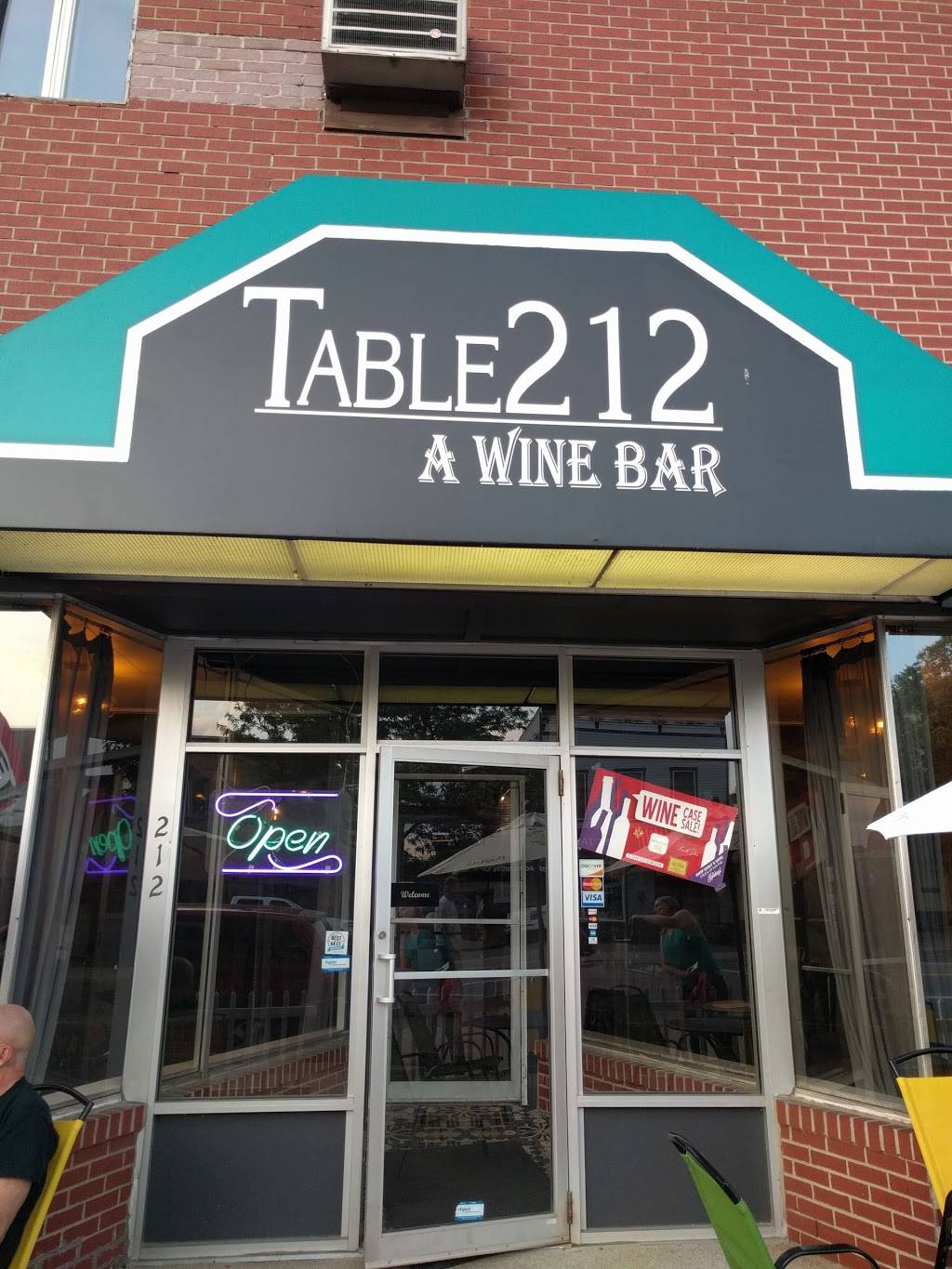 Hermanns European Cafe | restaurant | 214 N Mitchell St, Cadillac, MI 49601, USA | 2317759563 OR +1 231-775-9563