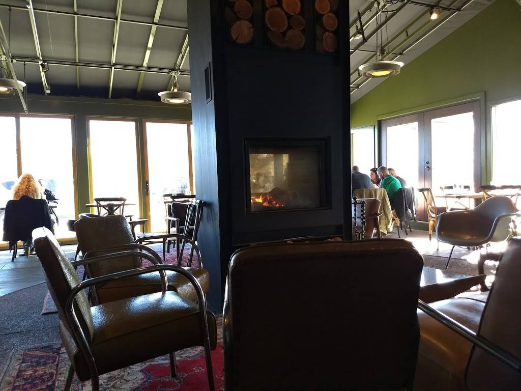 The Corner Grill, Bar + Game Room | restaurant | 344 W Nine Mile Rd, Ferndale, MI 48220, USA | 2482915470 OR +1 248-291-5470