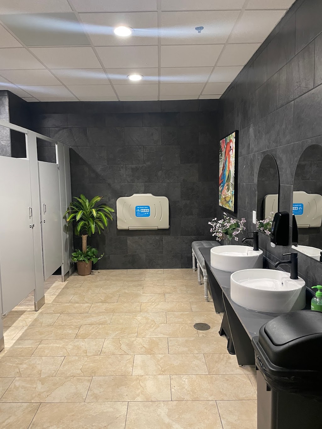 Kangs Kitchen Korean BBQ | restaurant | 800 John Young Pkwy, Orlando, FL 32808, USA | 4072379938 OR +1 407-237-9938