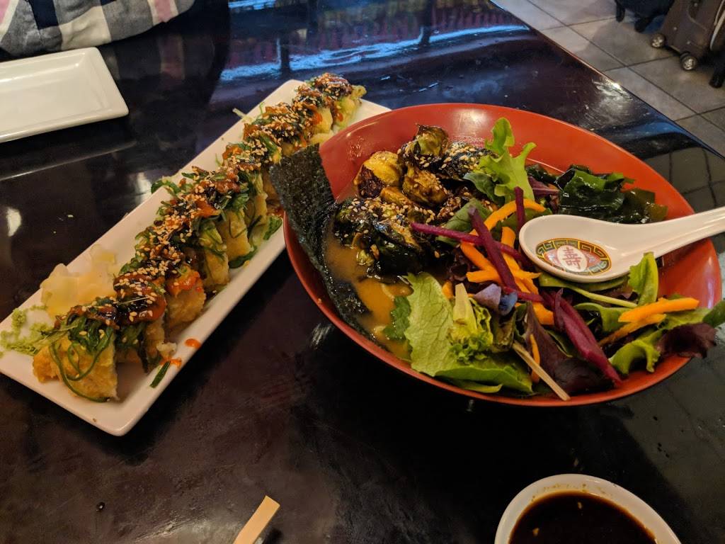 Sushi 2 | restaurant | 135 Broadway, San Diego, CA 92101, USA | 6192333072 OR +1 619-233-3072