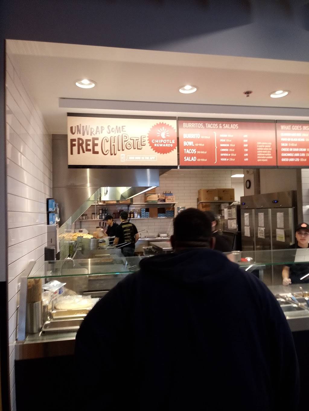 Chipotle Mexican Grill | restaurant | 6314 N Chatham Ave, Kansas City, MO 64151, USA | 8165840603 OR +1 816-584-0603