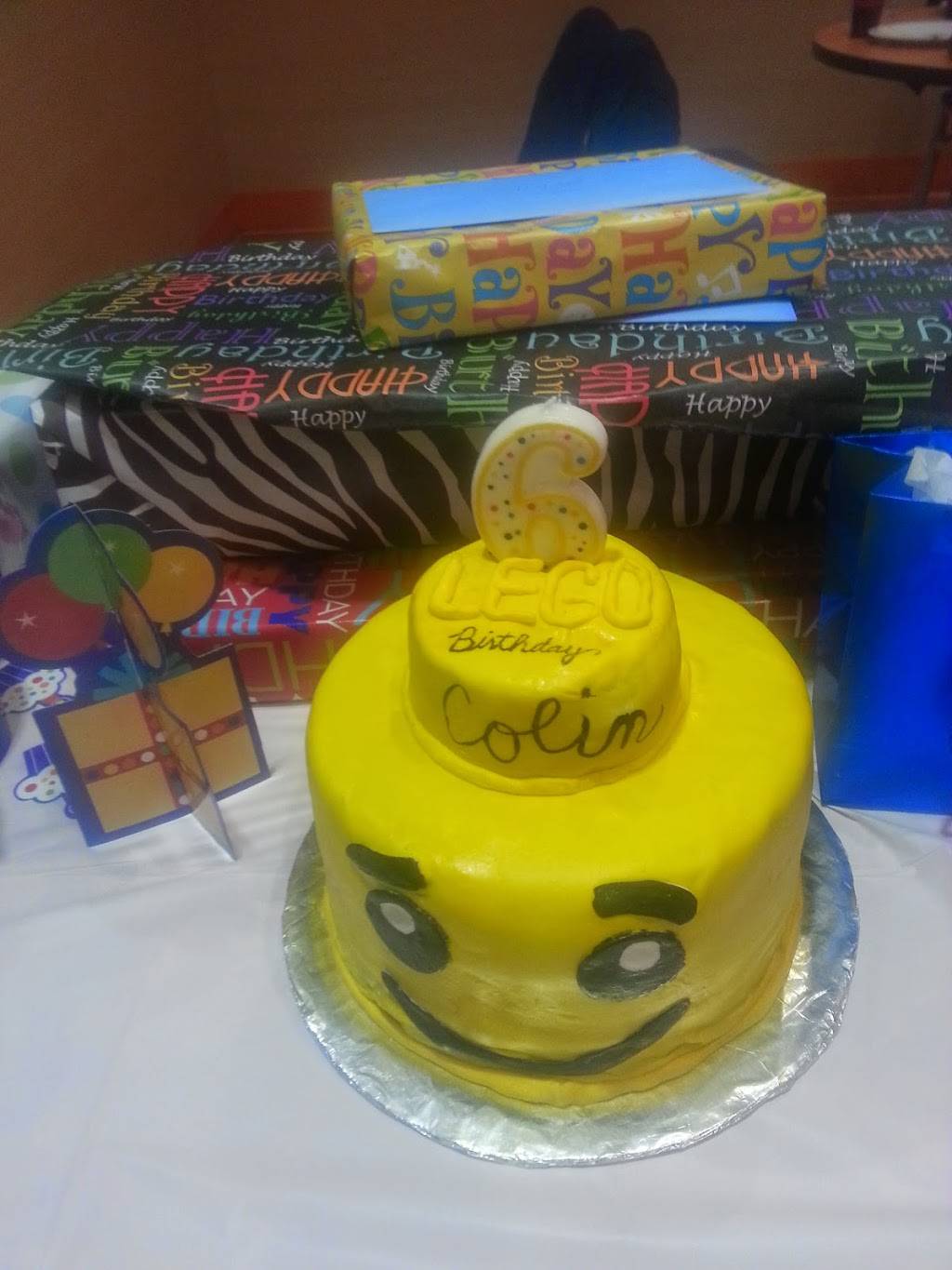 iTZ Family, Food, & Fun - Colorado Springs | restaurant | 3035 New Center Point, Colorado Springs, CO 80922, USA | 8172833700 OR +1 817-283-3700