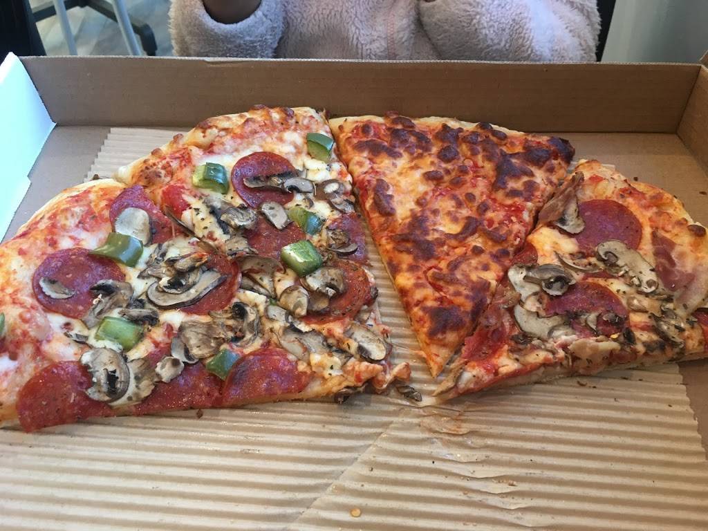 Pizzaiolo Gourmet Pizza | restaurant | 229 Queen St S, Mississauga, ON L5M 1L7, Canada | 9055674747 OR +1 905-567-4747