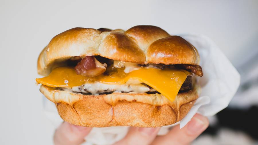 Jack in the Box | restaurant | 31650 Riverside Dr, Lake Elsinore, CA 92530, USA | 9516747656 OR +1 951-674-7656