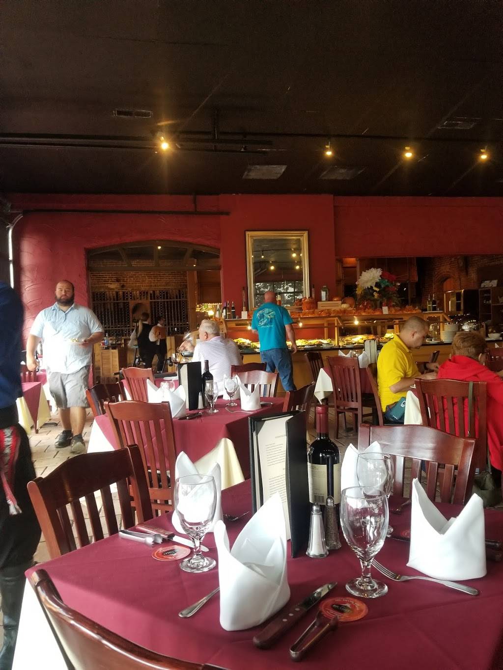 Chop House Asheville Downtown | restaurant | 22 Woodfin St, Asheville, NC 28801, USA | 8282531852 OR +1 828-253-1852