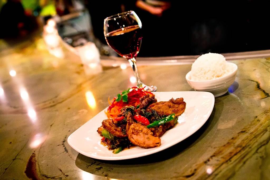 Thaiphoon Restaurant | restaurant | 1301 S Joyce St, Arlington, VA 22202, USA | 7034138200 OR +1 703-413-8200