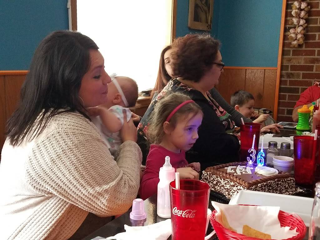 Casa Rodriguez | restaurant | 202 W Logan St, Celina, OH 45822, USA | 4195866548 OR +1 419-586-6548