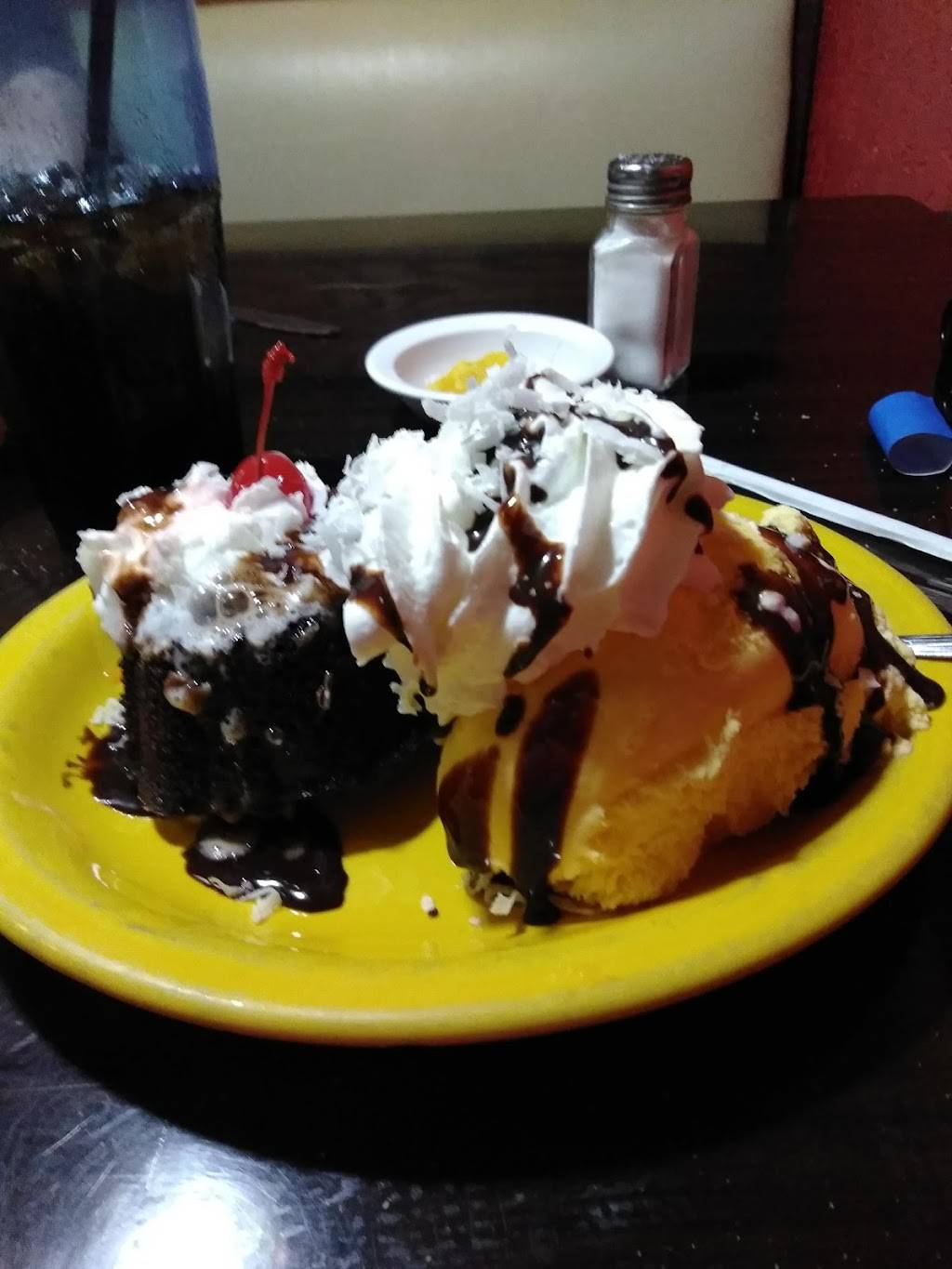 Mi Pueblo Real | restaurant | 3110 Division St, Burlington, IA 52601, USA | 3197528458 OR +1 319-752-8458