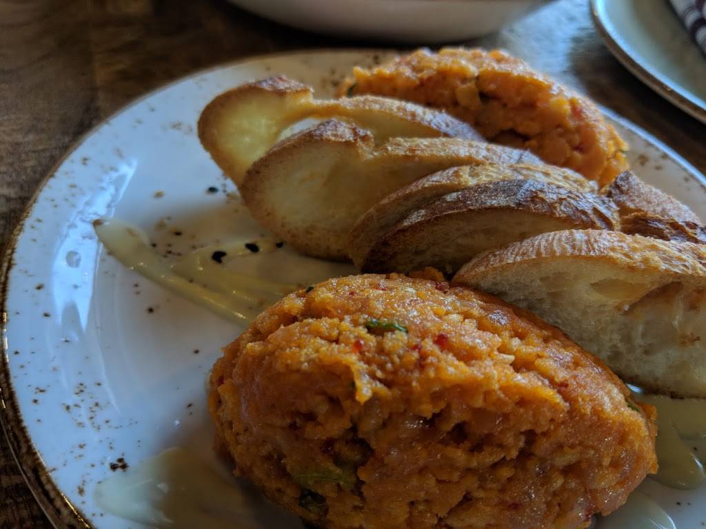 industria brasserie italienne | restaurant | 582 Chemin de Touraine, Boucherville, QC J4B 5E4, Canada | 4506417167 OR +1 450-641-7167