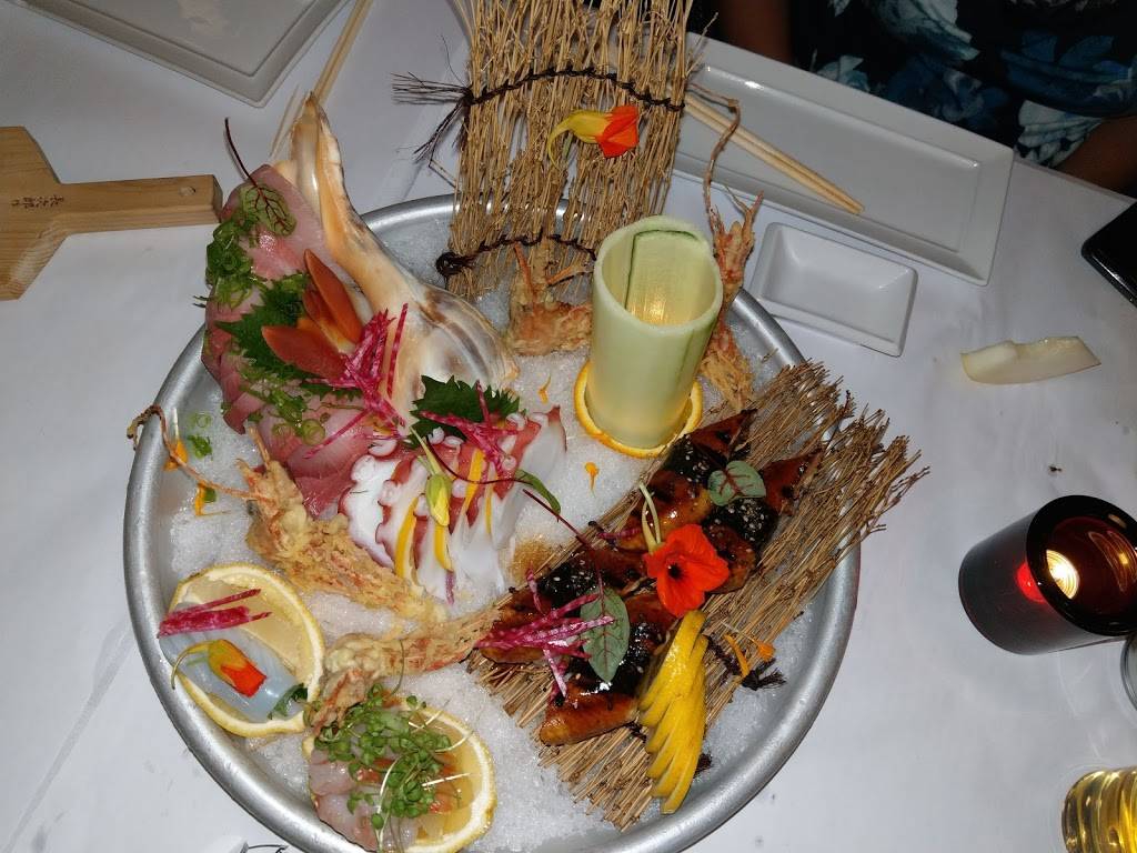 Kazumi Sushi Lounge | restaurant | 6394 Rue Sherbrooke E, Montréal, QC H1N 3P6, Canada | 4383809898 OR +1 438-380-9898