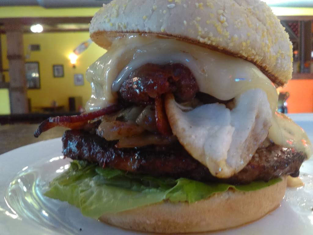 Idle Zone Bar & Grill | restaurant | 3437, 117 E Lake Ave, Auburndale, FL 33823, USA | 8638757932 OR +1 863-875-7932