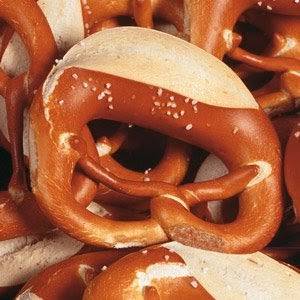 Pretzelmaker | restaurant | 2310 SW Military Dr #110, San Antonio, TX 78224, USA | 2109247258 OR +1 210-924-7258
