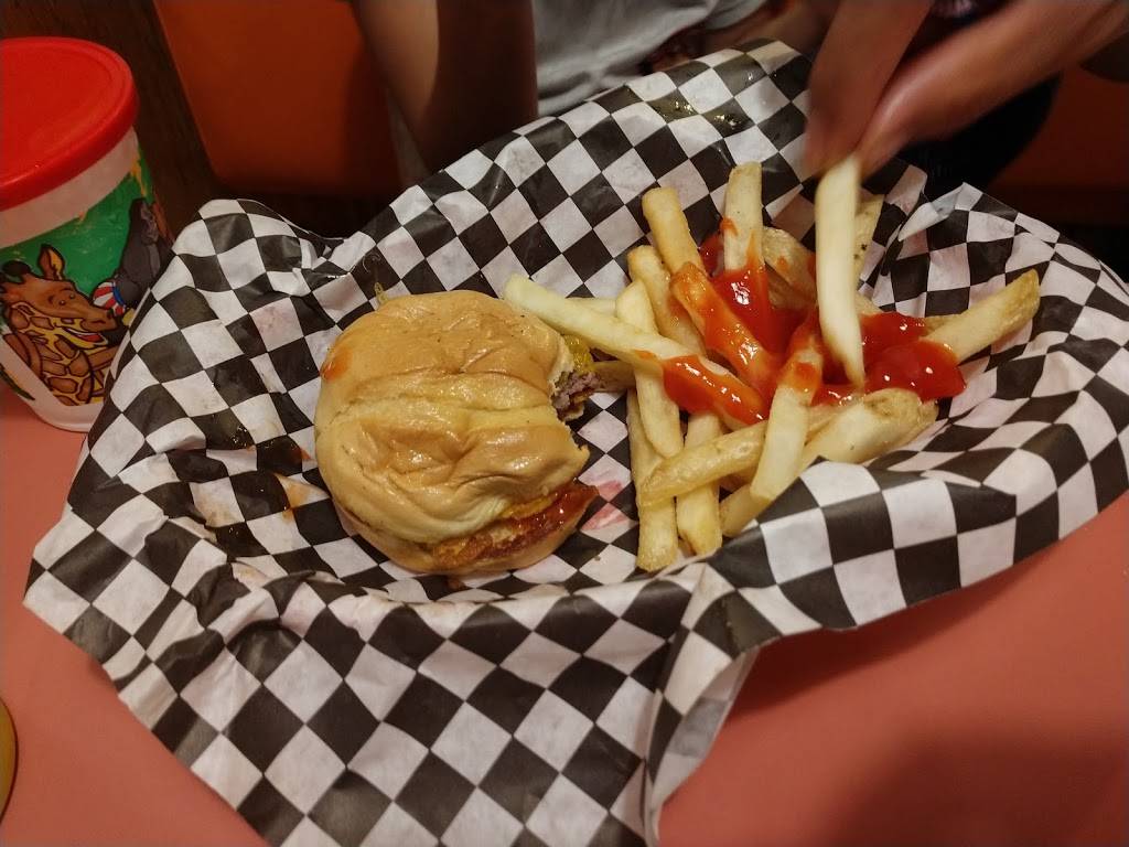 Squeeze Burger | restaurant | 106 N Sunrise Ave C1, Roseville, CA 95661, USA | 9167832874 OR +1 916-783-2874