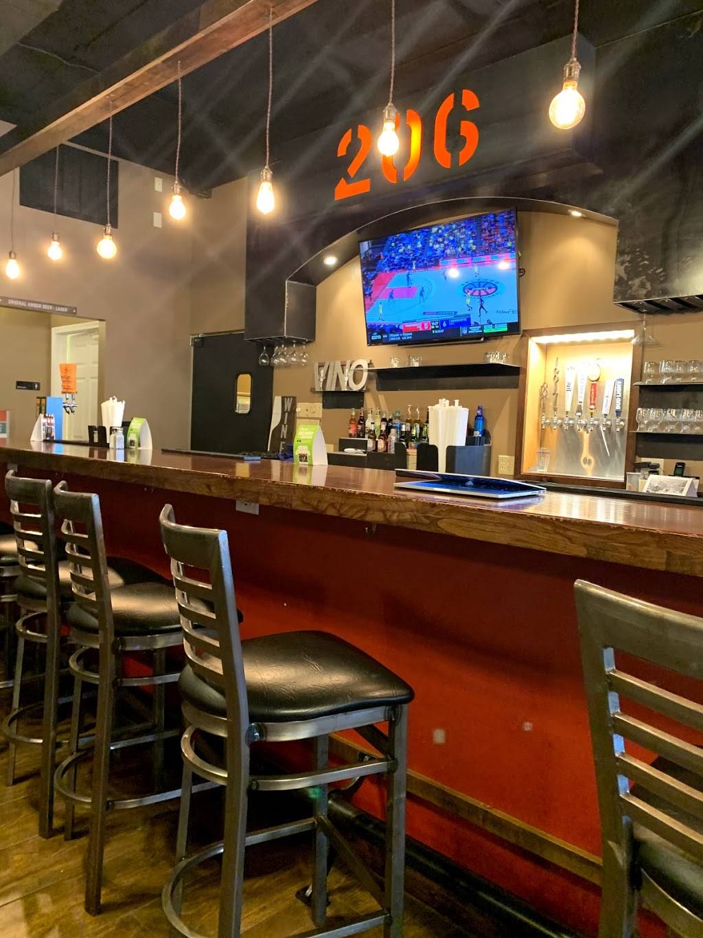 DCracked Egg | restaurant | 206 Troy St, Tupelo, MS 38804, USA | 6623462611 OR +1 662-346-2611