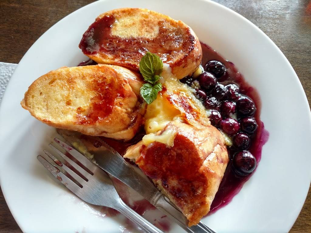 Arctic Hotspot Cafe & Catering | cafe | 2509 E 4th St, Los Angeles, CA 90033, USA | 3232647912 OR +1 323-264-7912