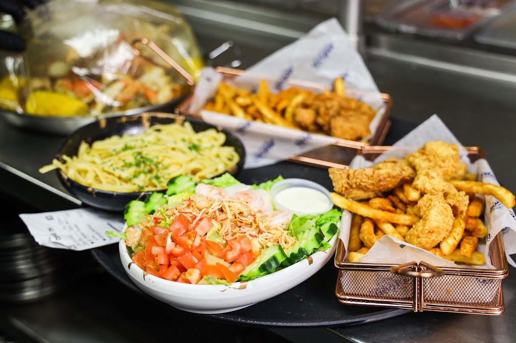 Hooked Seafood Boil & Bar | restaurant | 8108 W Gage Blvd, Kennewick, WA 99336, USA | 5096068108 OR +1 509-606-8108