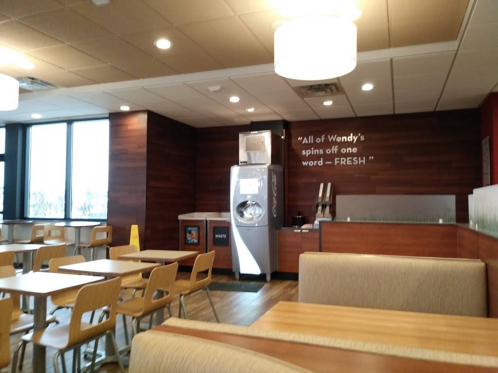 Wendys | restaurant | 560 King St N, Waterloo, ON N2L 6L3, Canada | 5197469554 OR +1 519-746-9554