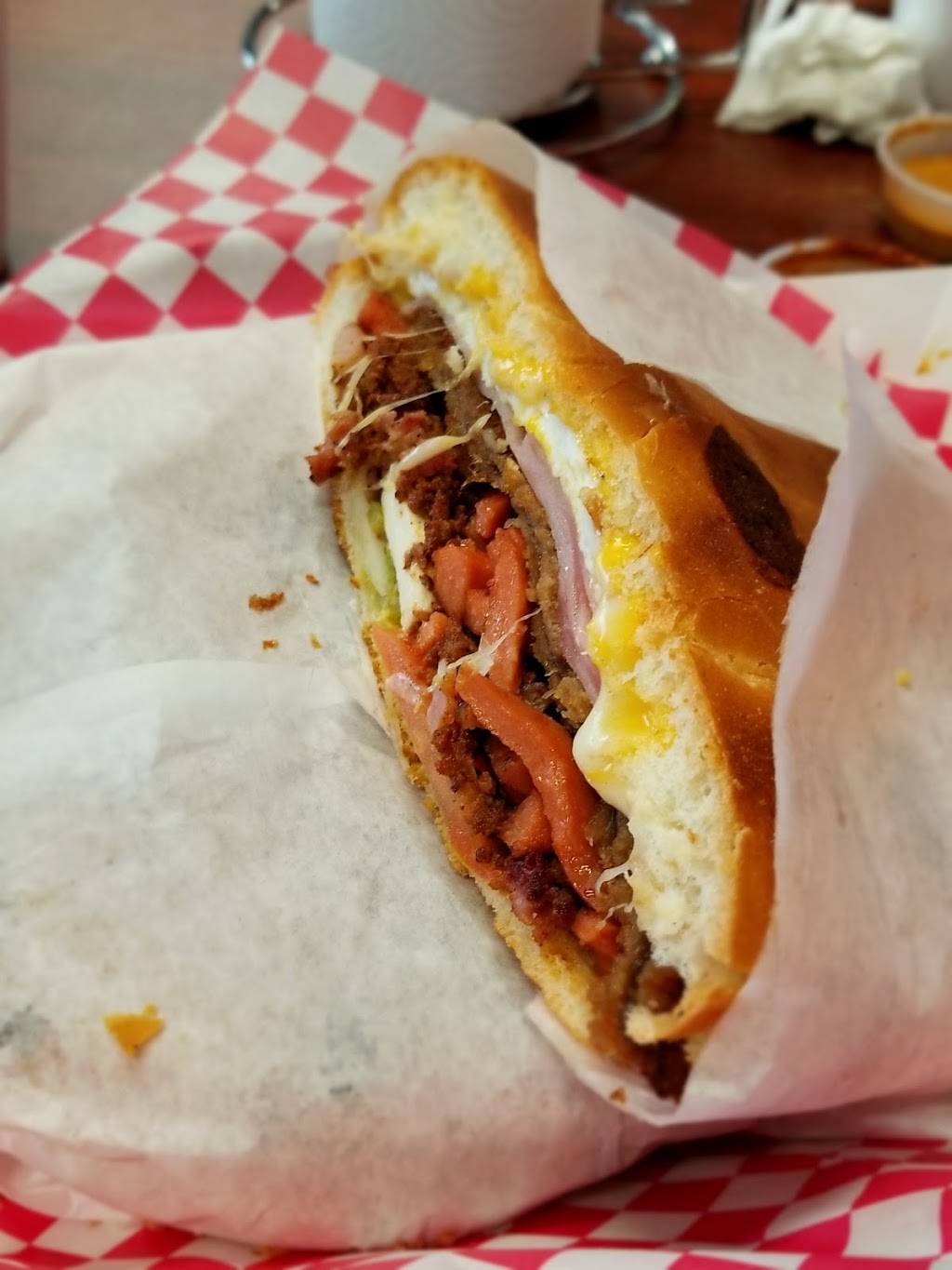 El Rincón Del DF | restaurant | 2900 Walnut Hill Ln #202, Dallas, TX 75229, USA | 2143500381 OR +1 214-350-0381