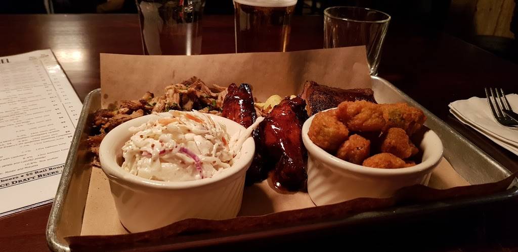 Smoke & Barrel | restaurant | 2471 18th St NW, Washington, DC 20009, USA | 2023199353 OR +1 202-319-9353