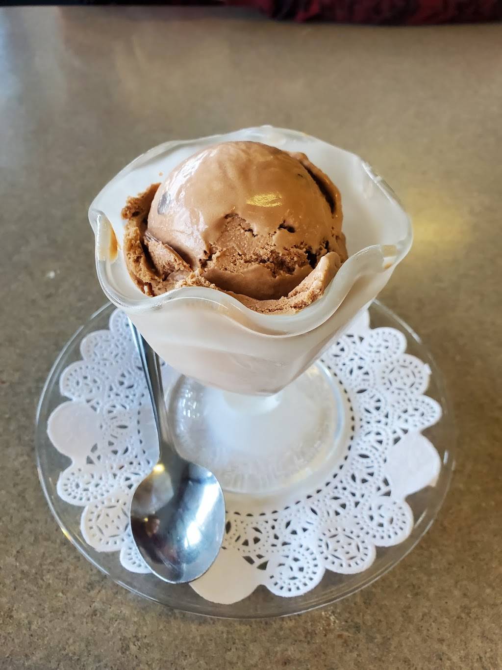 Ice Cream Co and Grill | restaurant | 2401 E Orangeburg Ave #650, Modesto, CA 95355, USA | 2095783112 OR +1 209-578-3112