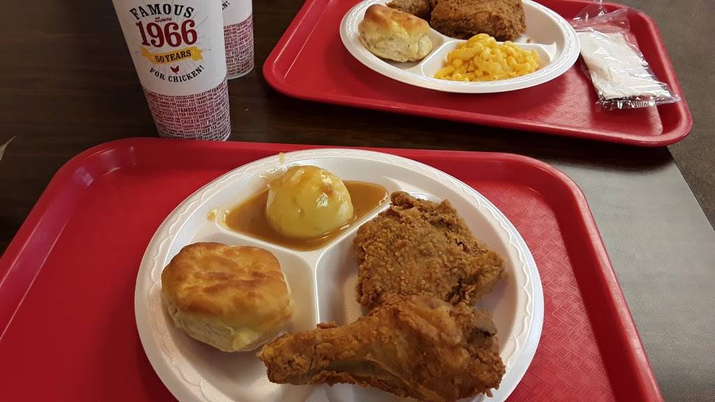 Lees Famous Recipe Chicken | restaurant | 3014 Richmond Rd, Lexington, KY 40509, USA | 8592693642 OR +1 859-269-3642