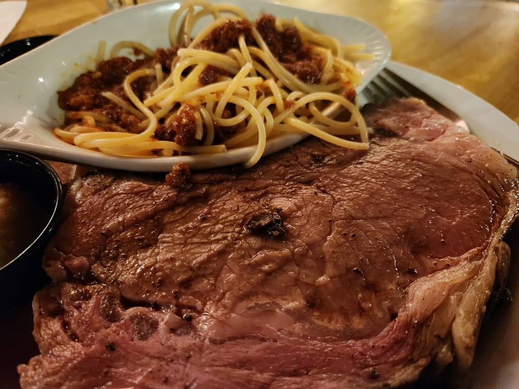 Quincys Restaurant & Lounge | restaurant | 48860 M-26, Dollar Bay, MI 49913, USA | 9064822118 OR +1 906-482-2118