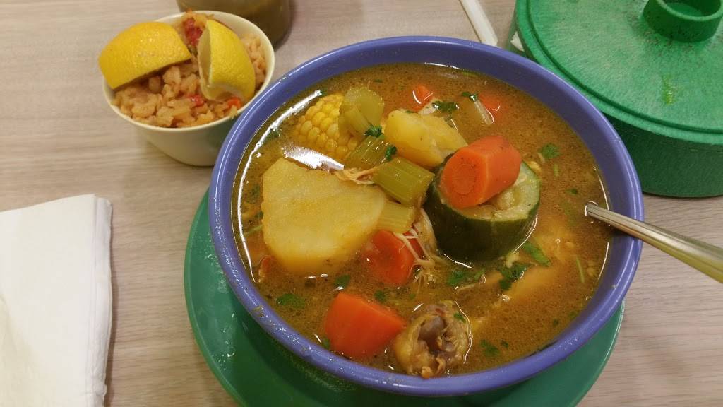 La Bandera Molino | restaurant | 2619 N Zarzamora St, San Antonio, TX 78201, USA | 2104340631 OR +1 210-434-0631