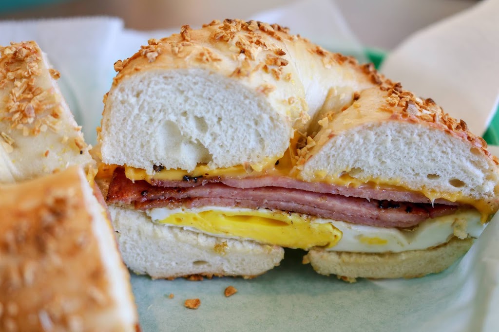 Oasis Bagels | bakery | 17650 W Elliot Rd suite a-155, Goodyear, AZ 85338, USA | 6233271777 OR +1 623-327-1777