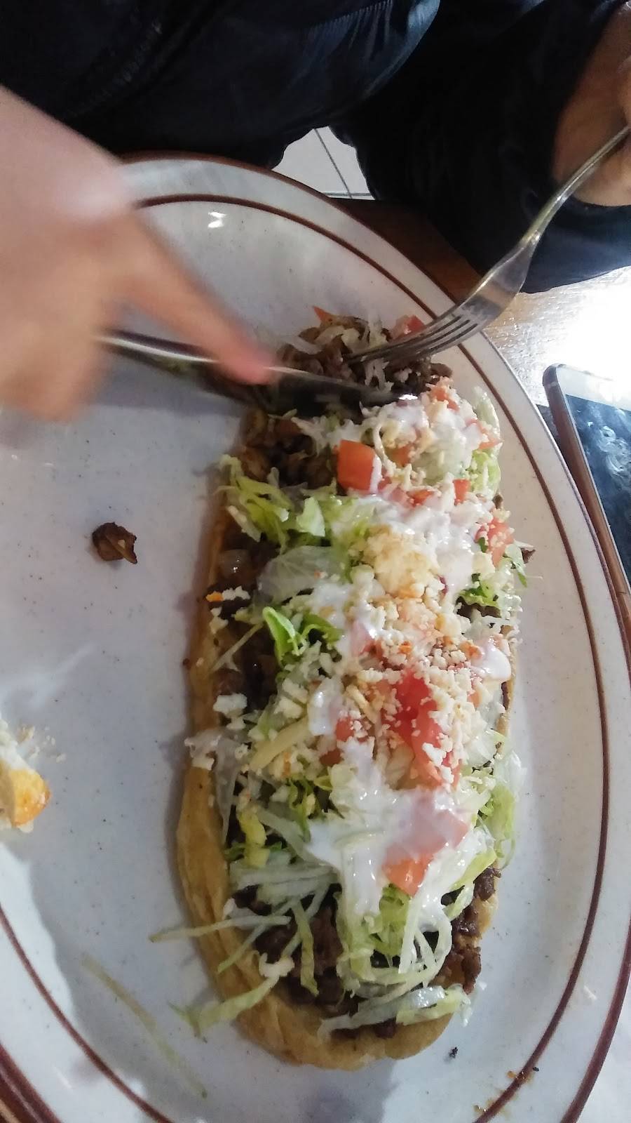 Restaurant y Taqueria Guerrero | restaurant | 1922 W 47th St, Chicago, IL 60609, USA | 7739927416 OR +1 773-992-7416
