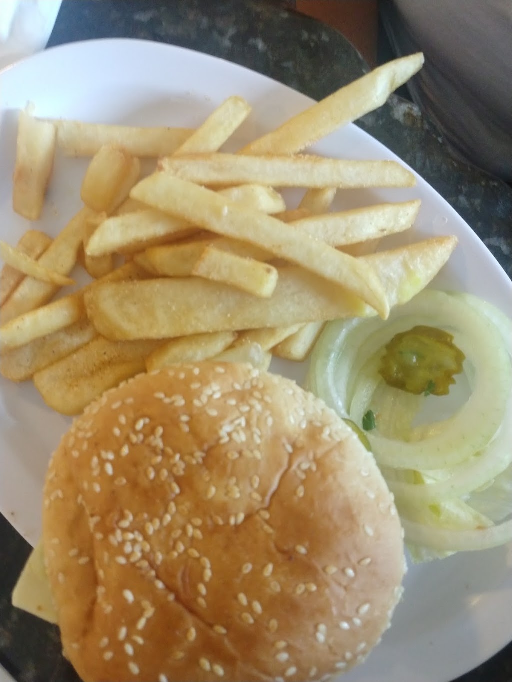 Marias family restaurant | restaurant | 607 AZ-177, Hayden, AZ 85135, USA | 5203566807 OR +1 520-356-6807