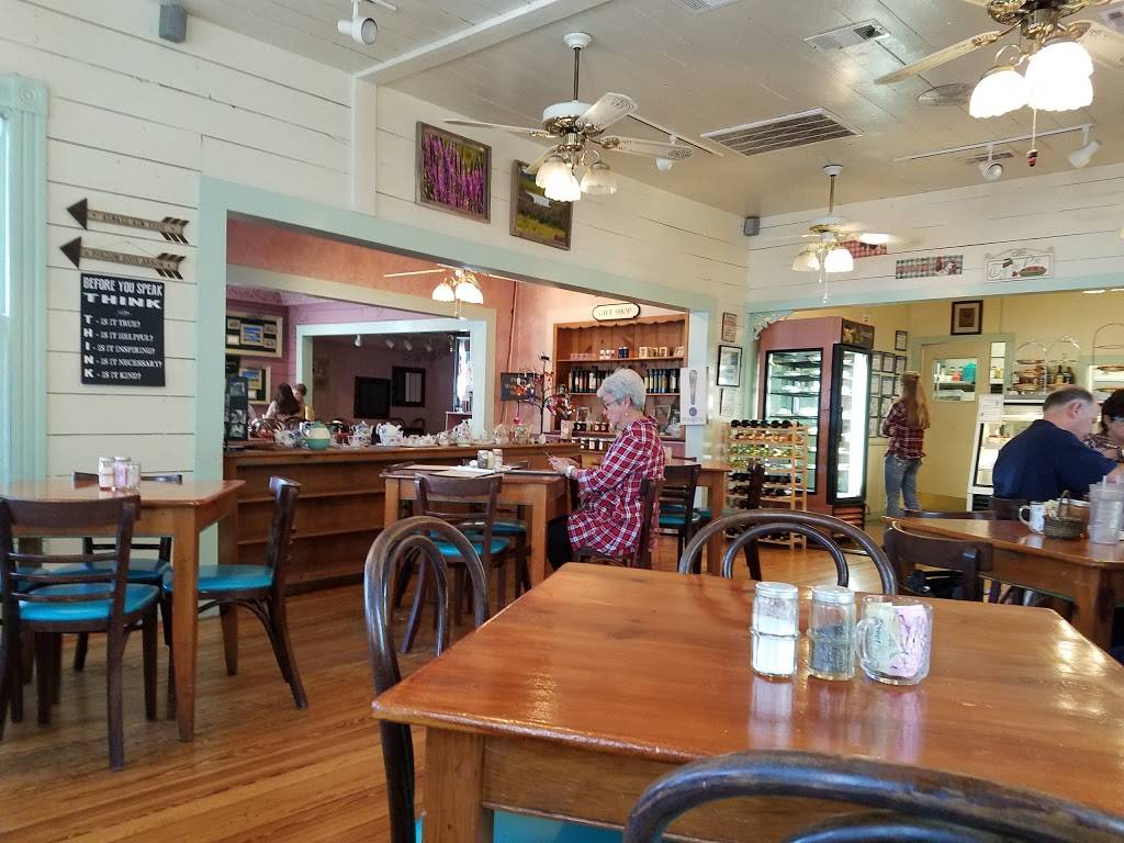 Bevers Kitchen | restaurant | 5162 Main St, Chappell Hill, TX 77426, USA | 9798364178 OR +1 979-836-4178