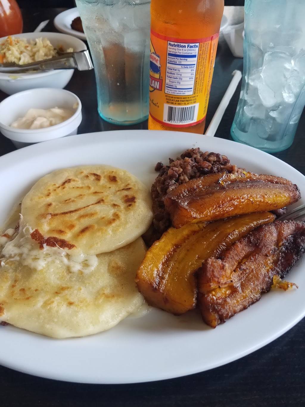 Luna Maya Restaurant | restaurant | 9551 3/4 Telegraph Rd, Pico Rivera, CA 90660, USA | 5629496337 OR +1 562-949-6337