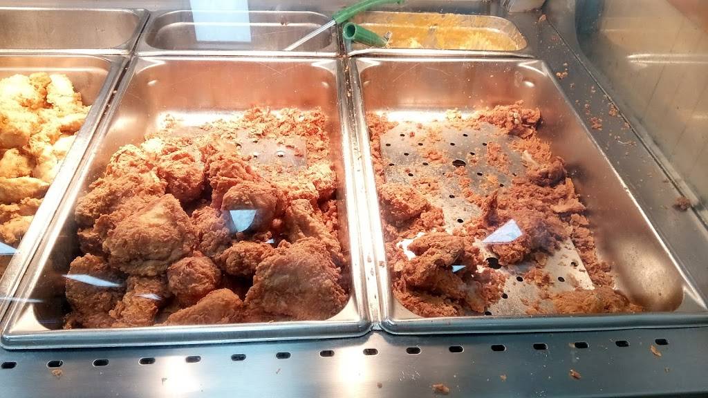 Chesters Chicken | restaurant | 145 Major Grahams Rd, Max Meadows, VA 24360, USA | 2766373124 OR +1 276-637-3124