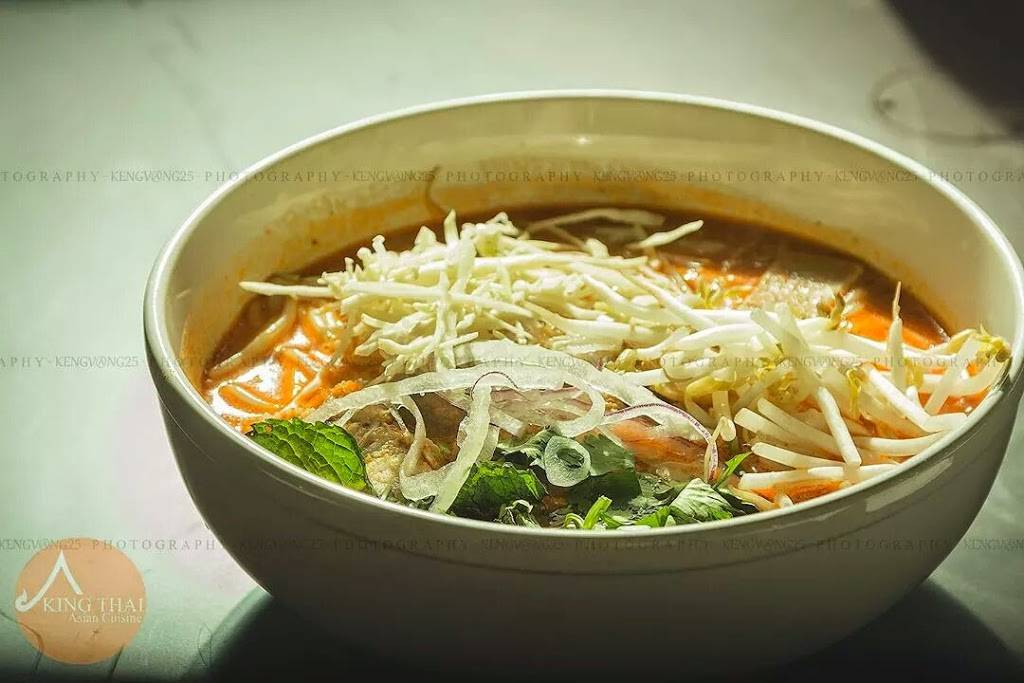 King Thai Asian Cuisine | cafe | 225 University Ave W, St Paul, MN 55103, USA | 6512194684 OR +1 651-219-4684