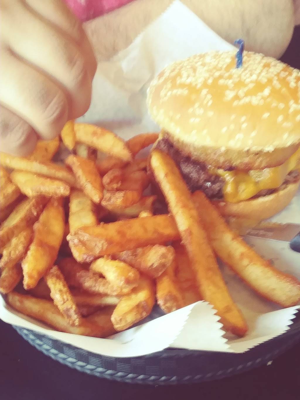 Richland Pub | restaurant | 8253 N 32nd St, Richland, MI 49083, USA | 2696294511 OR +1 269-629-4511