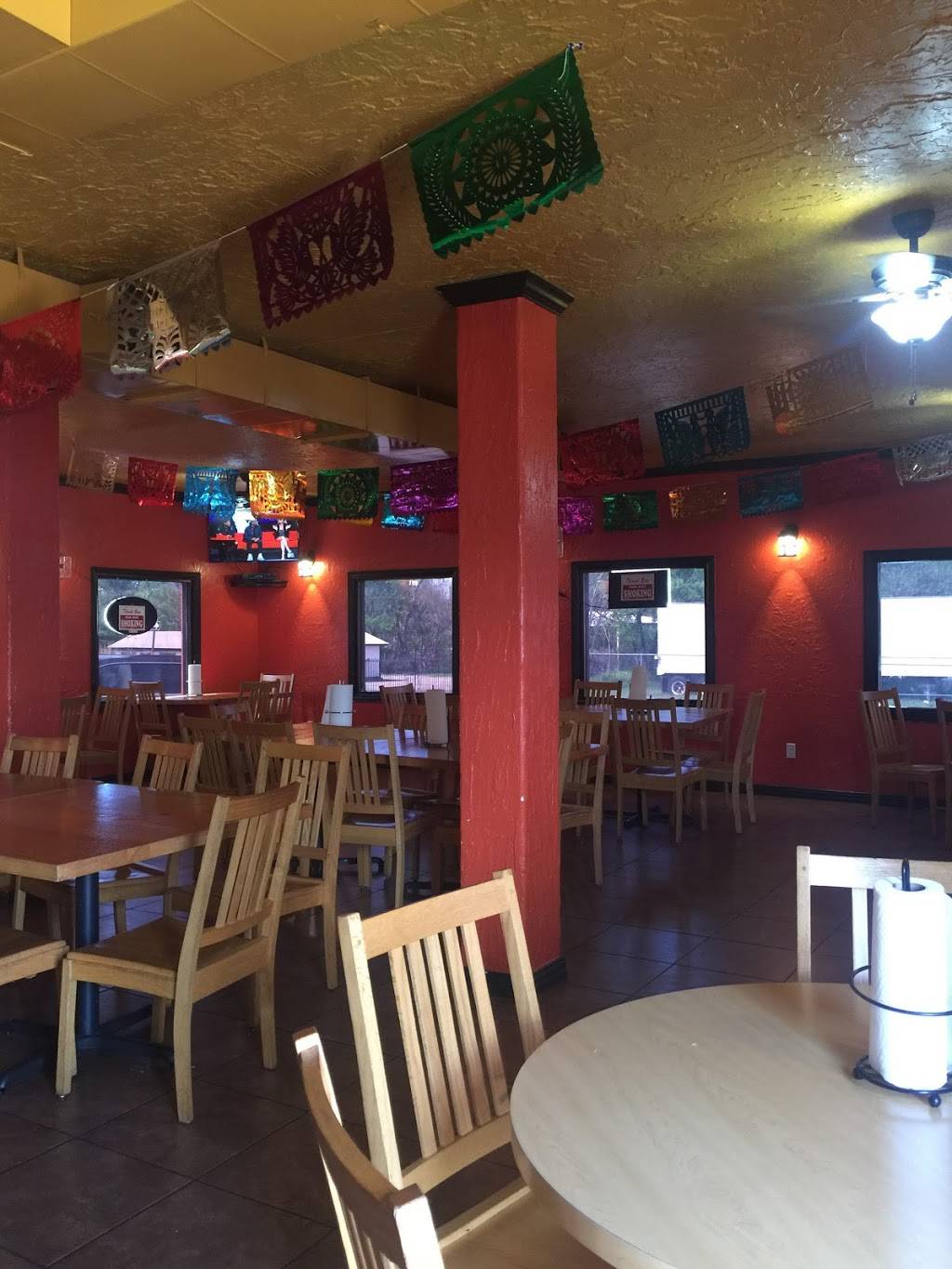 El Tacolote Pollos Asados Al Carbon | restaurant | 1511 NW 28th St, Fort Worth, TX 76164, USA | 8176242868 OR +1 817-624-2868